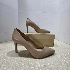 Michael Kors Dorothy Flex Pumps  khaki Pointed Toe Stiletto Heel Women's Size 9